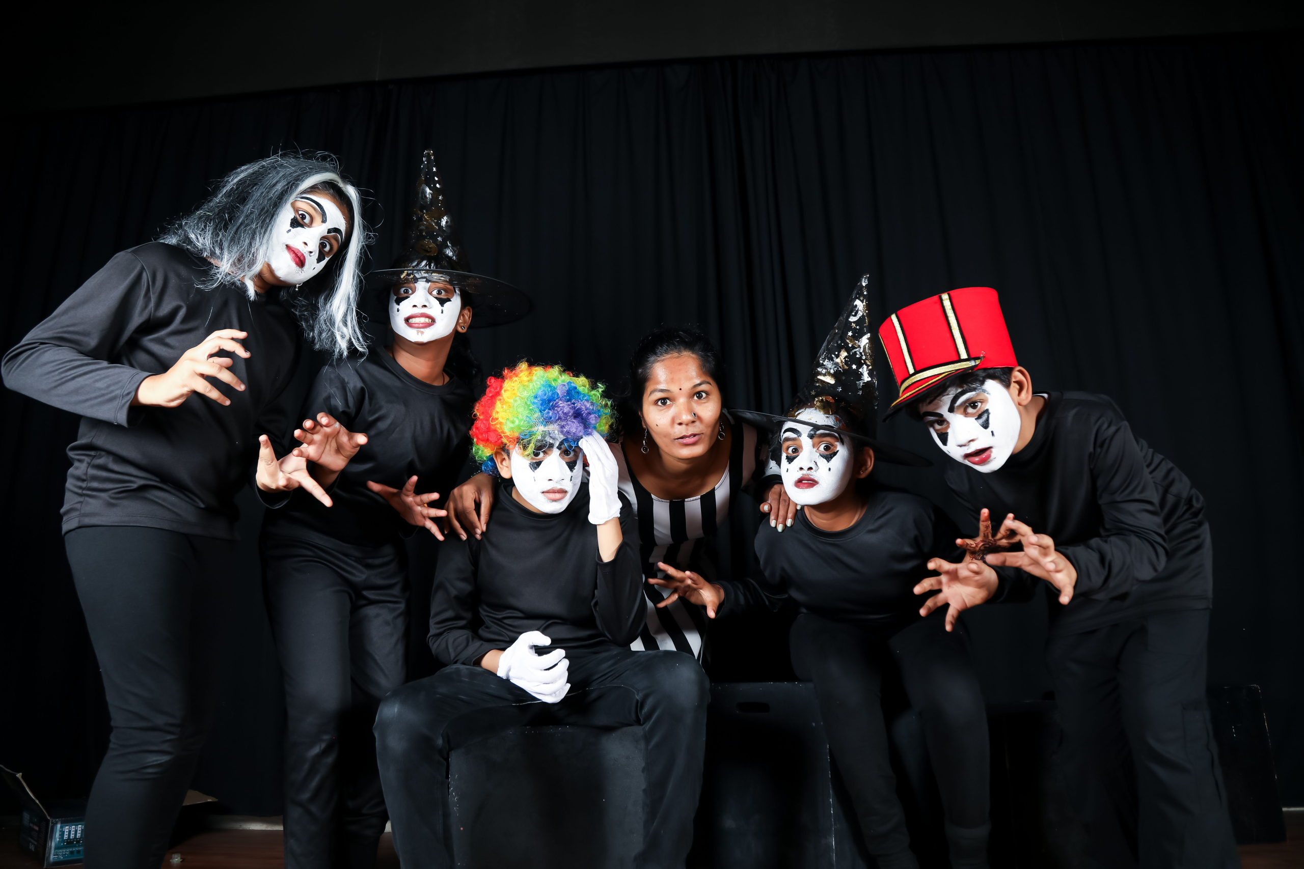 Year 8 Drama – Acting Up: Unleashing Your Inner Performer